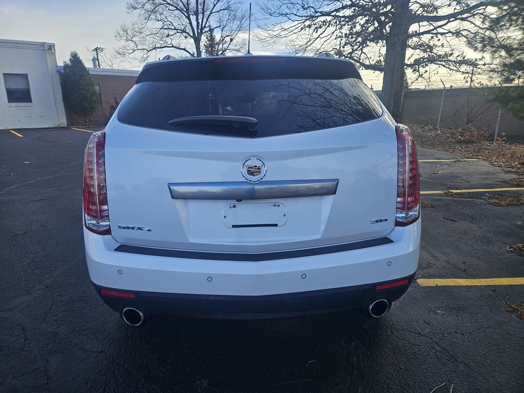 Cadillac SRX Performance Collection FWD 2016