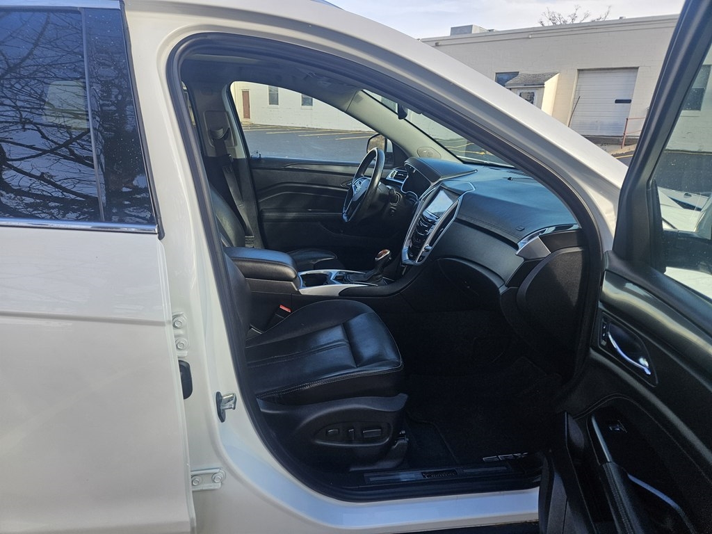 Cadillac SRX Performance Collection FWD 2016