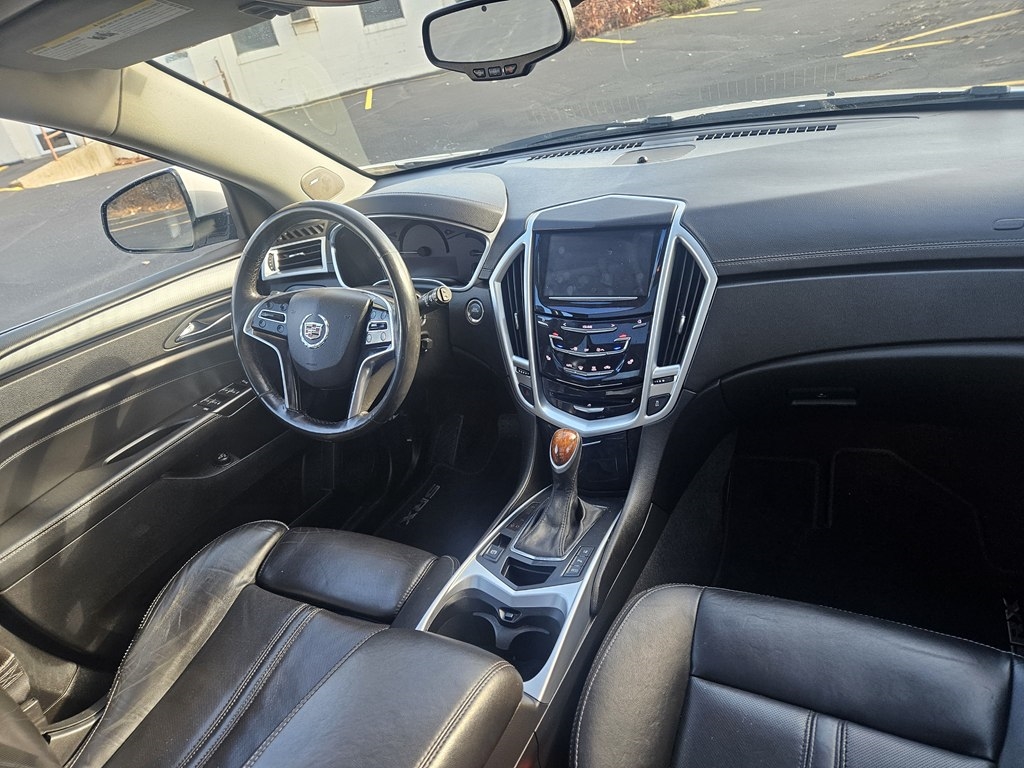 Cadillac SRX Performance Collection FWD 2016