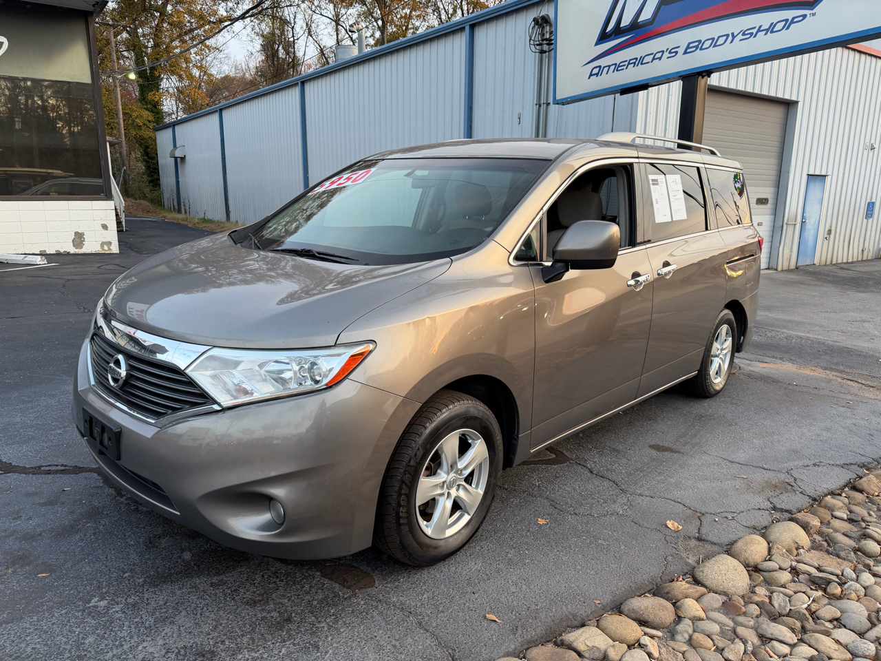 2016 Nissan Quest S