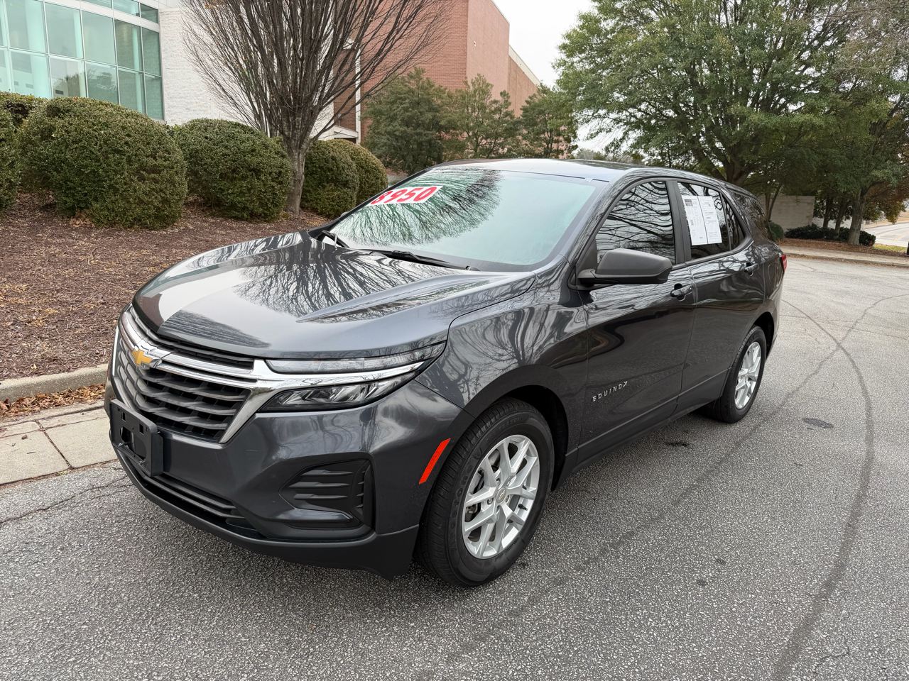 2022 Chevrolet Equinox LS 2WD