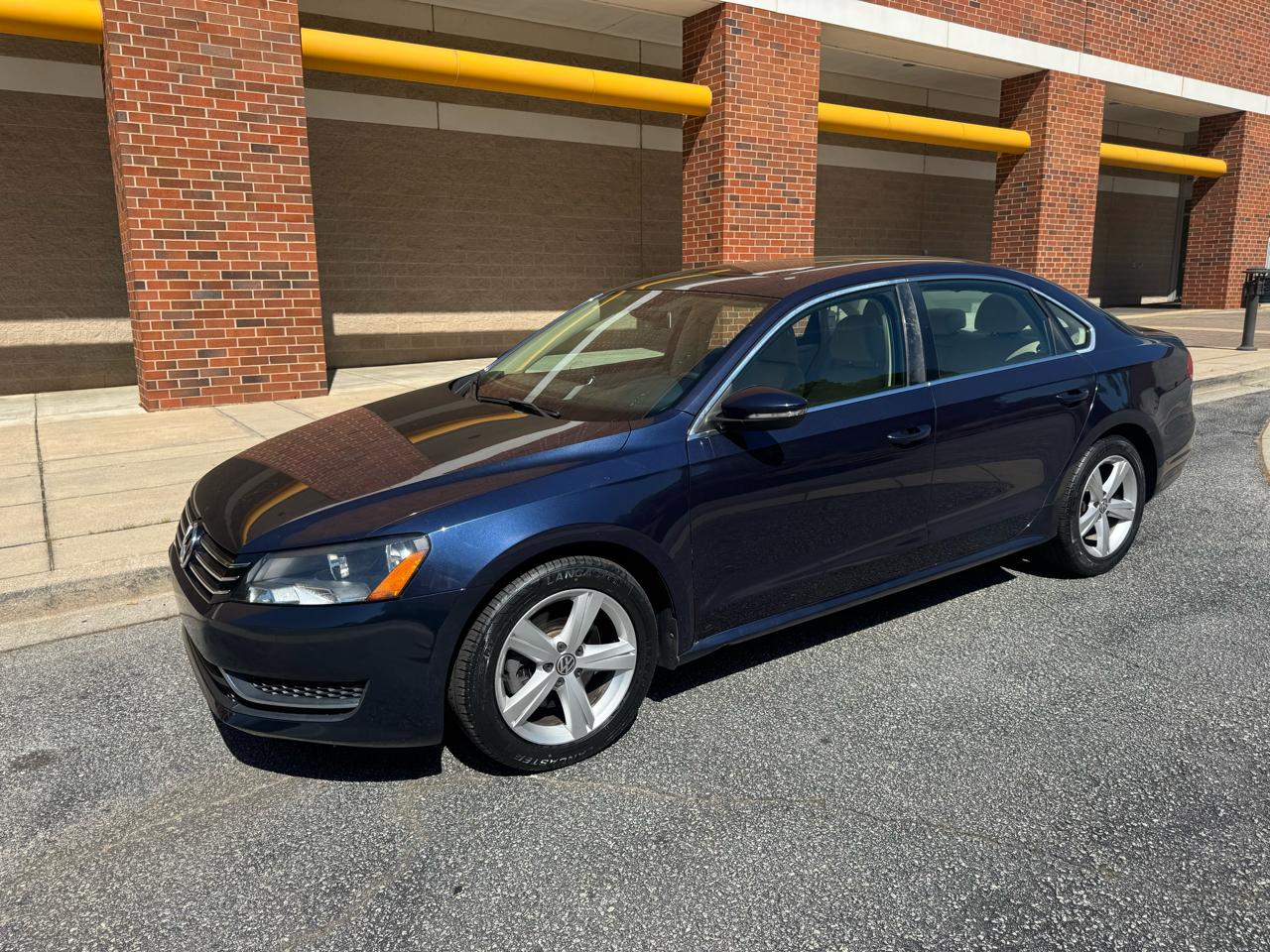 2012 Volkswagen Passat SE