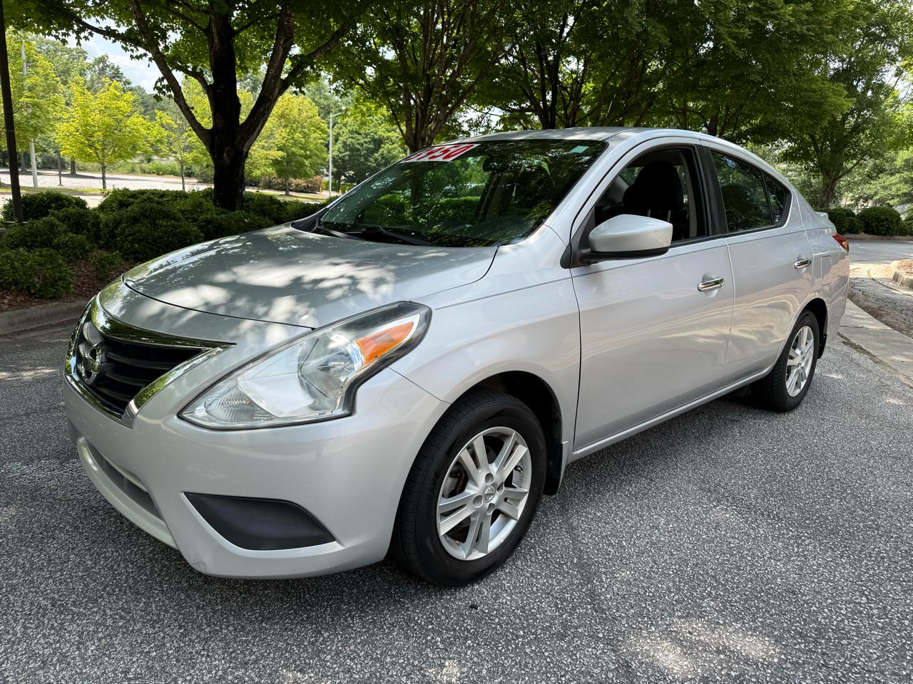 2016 Nissan Versa 4dr Sdn CVT 1.6 SV