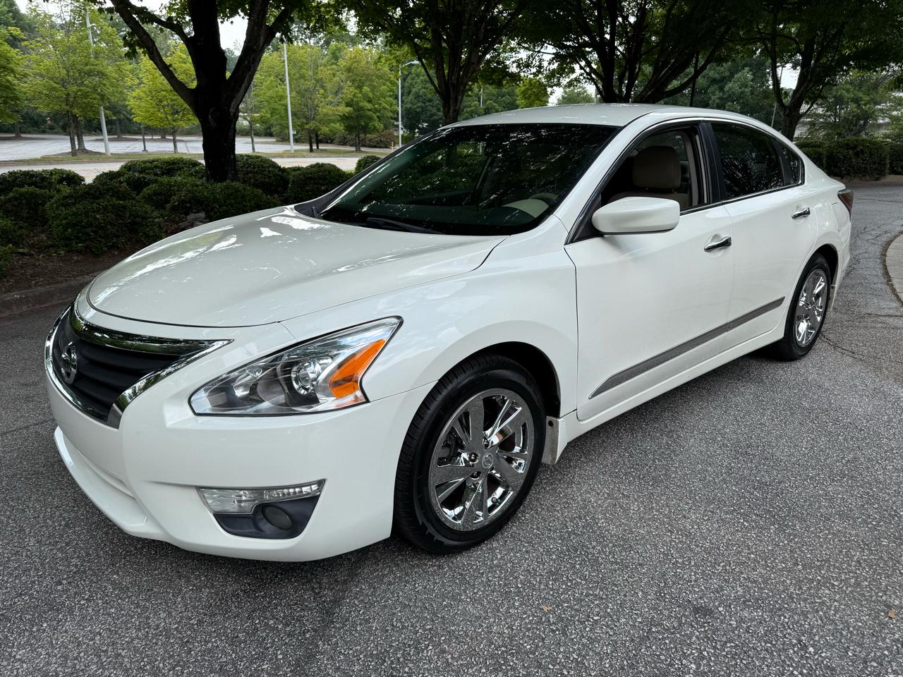 2015 Nissan Altima 4dr Sdn I4 2.5 SV