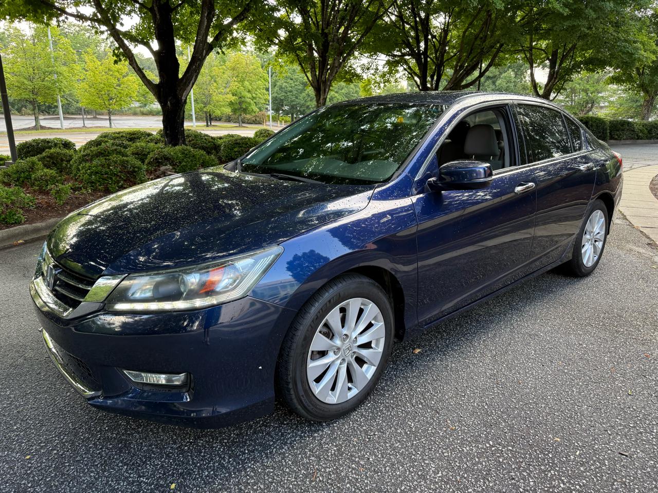 2013 Honda Accord EX-L V6 Auto's photo