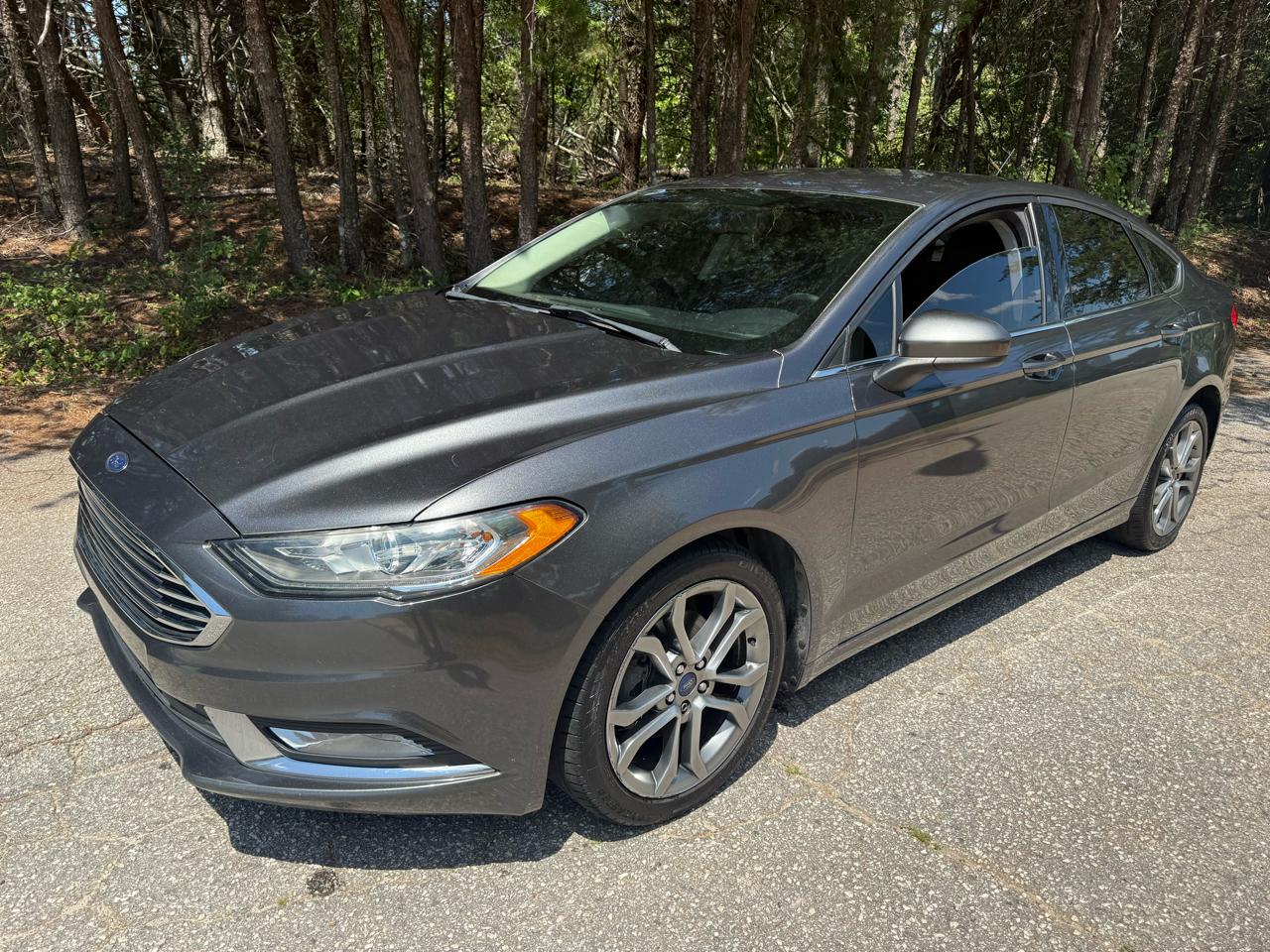 2017 Ford Fusion SE FWD