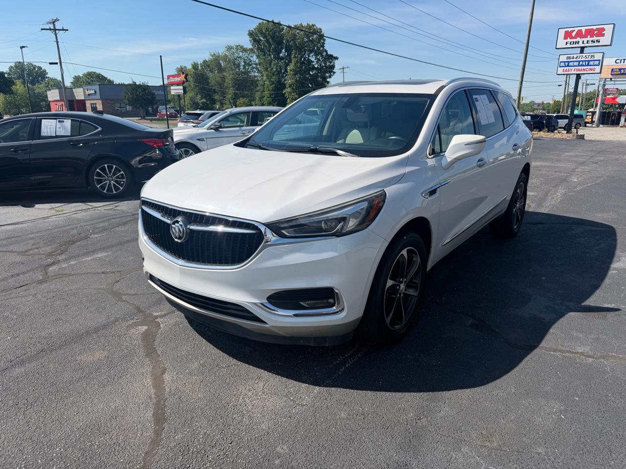 2018 Buick Enclave Essence's photo
