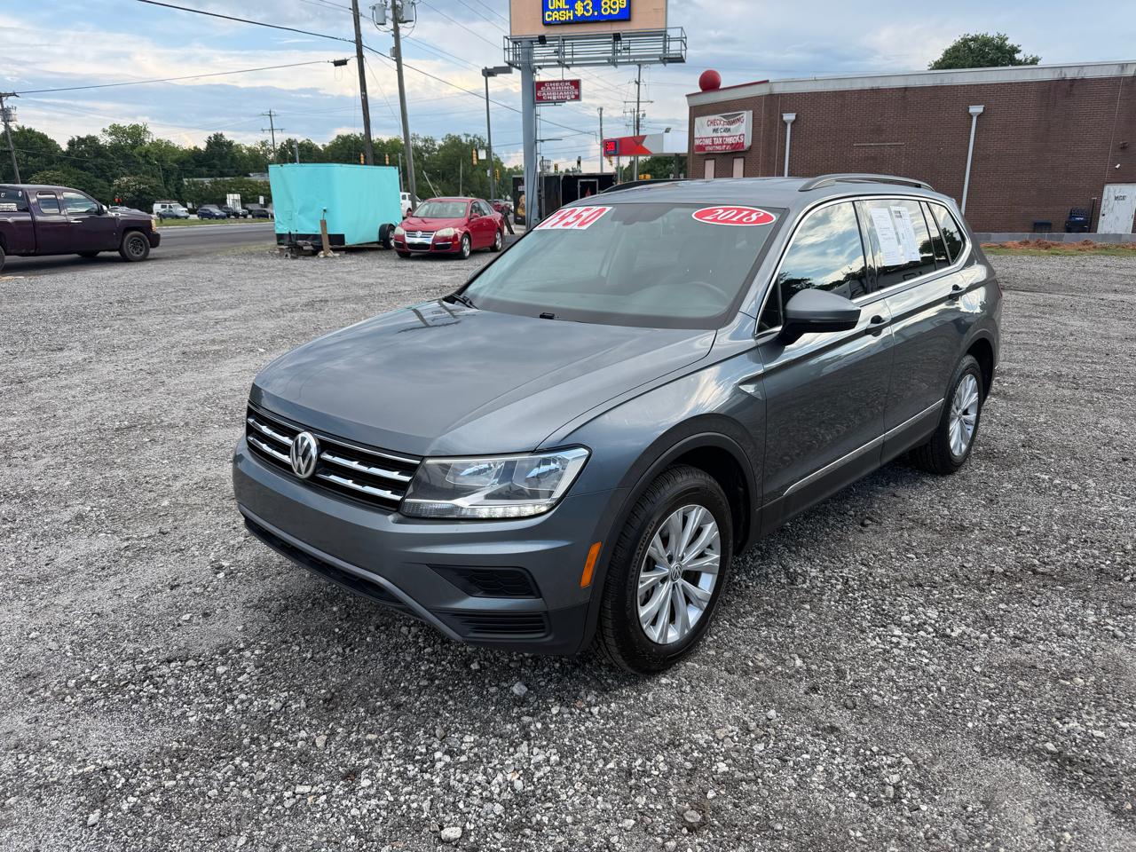 2018 Volkswagen Tiguan 2.0T SE 4Motion's photo