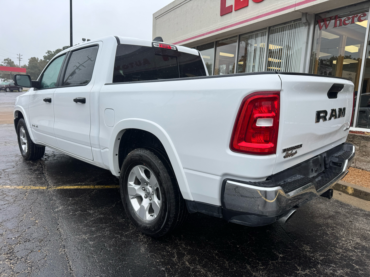 RAM 1500 Big Horn 4x4 Crew Cab 5'7" Box 2025