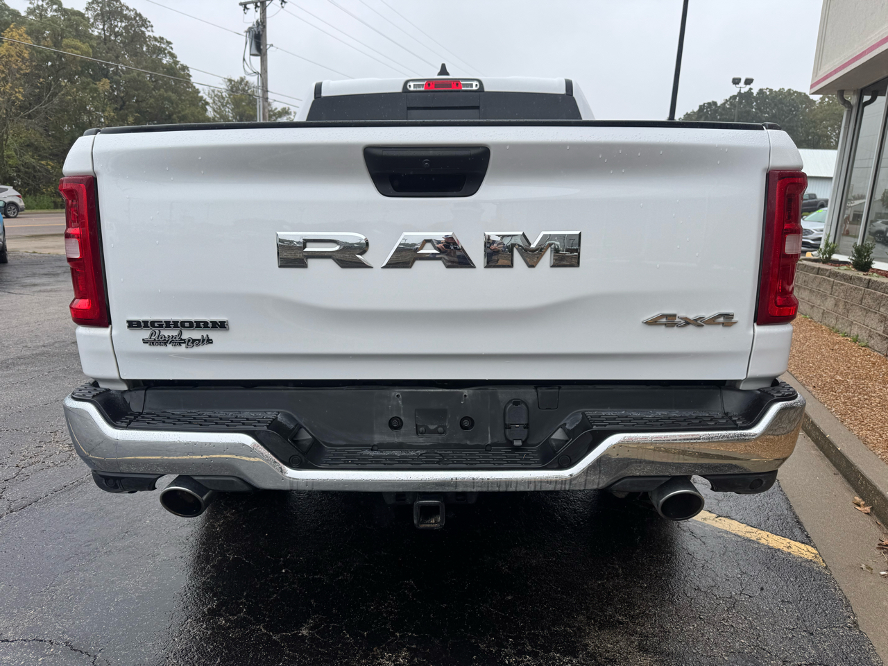 RAM 1500 Big Horn 4x4 Crew Cab 5'7" Box 2025