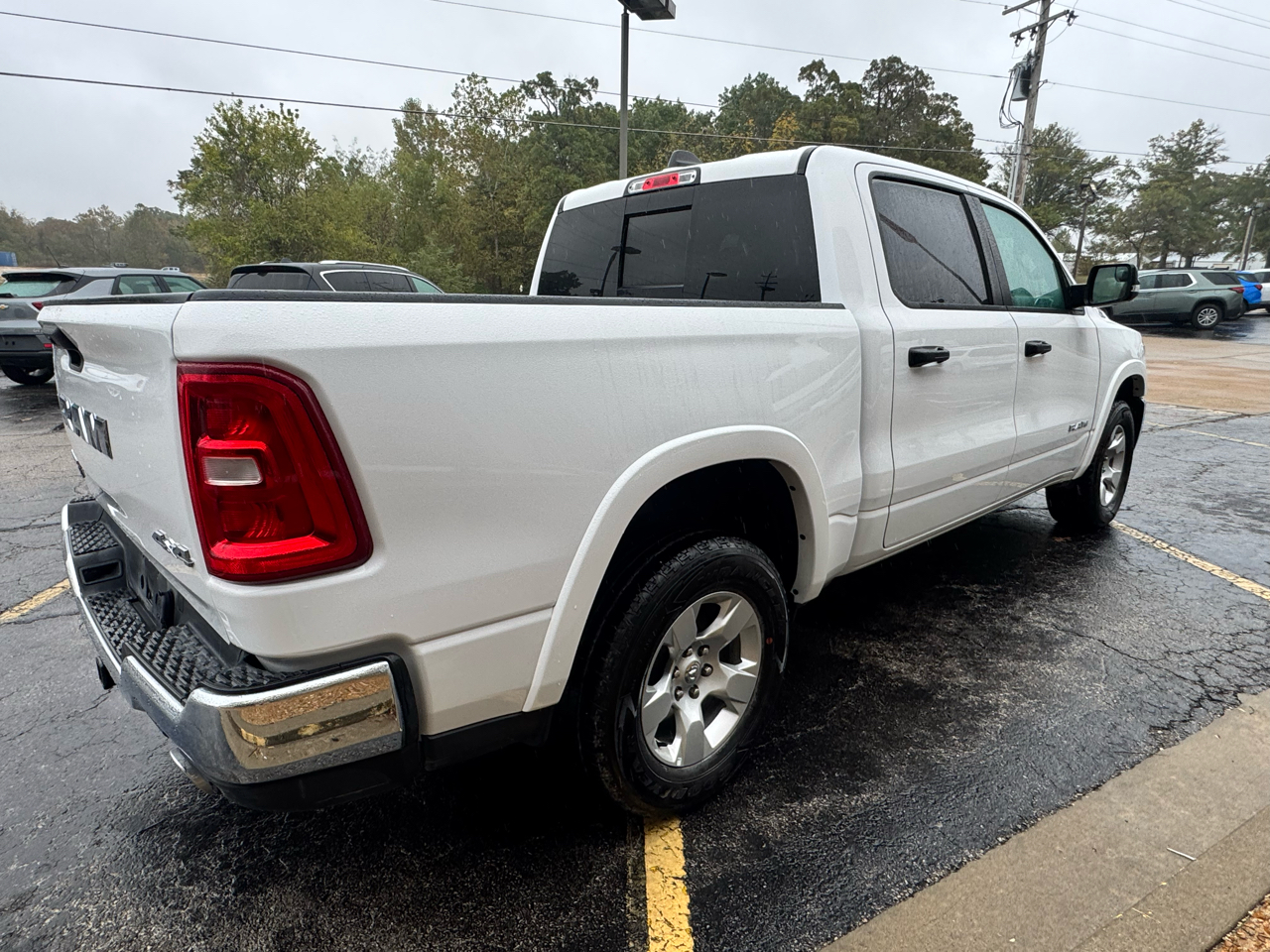 RAM 1500 Big Horn 4x4 Crew Cab 5'7" Box 2025