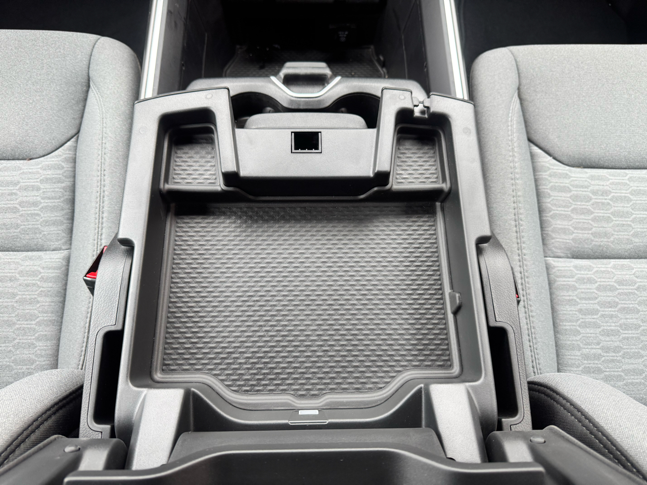 RAM 1500 Big Horn 4x4 Crew Cab 5'7" Box 2025