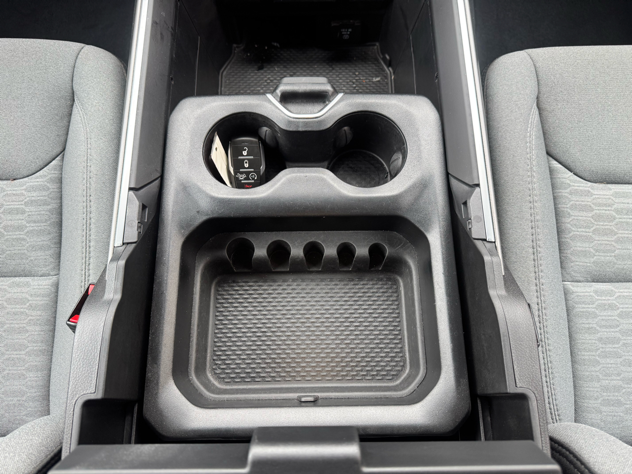 RAM 1500 Big Horn 4x4 Crew Cab 5'7" Box 2025