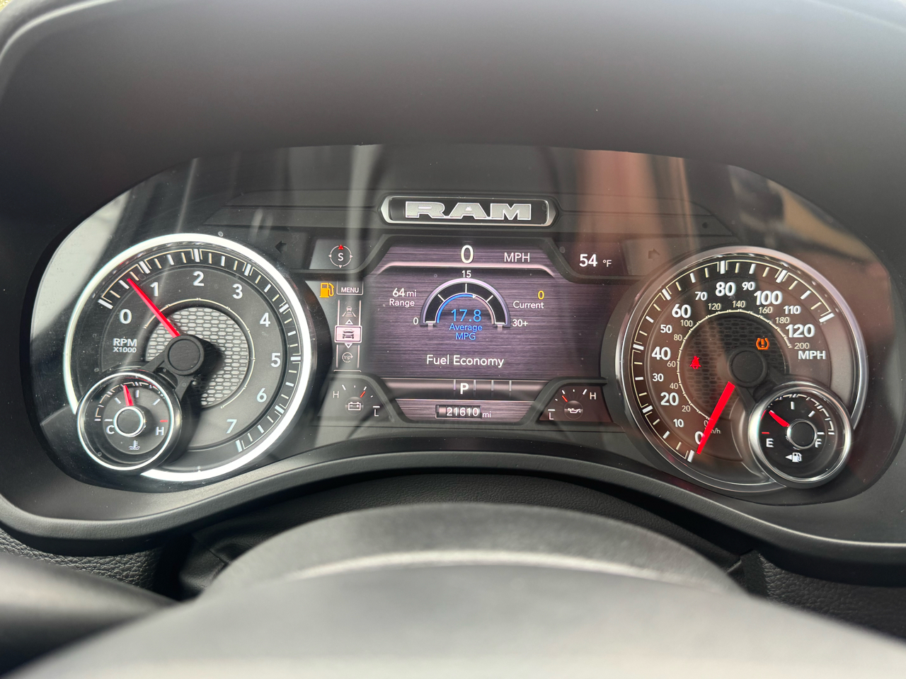 RAM 1500 Big Horn 4x4 Crew Cab 5'7" Box 2025