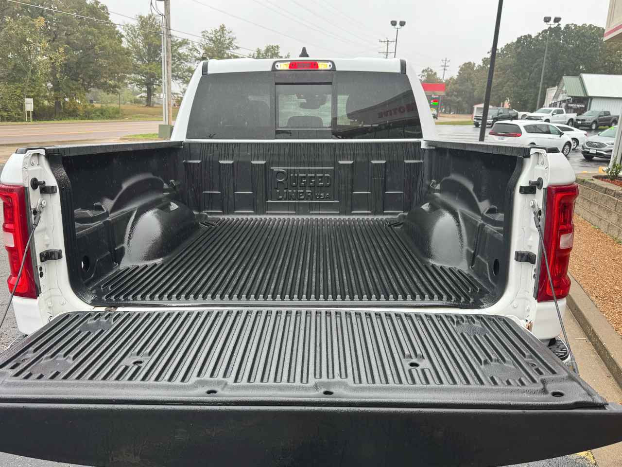 RAM 1500 Big Horn 4x4 Crew Cab 5'7" Box 2025