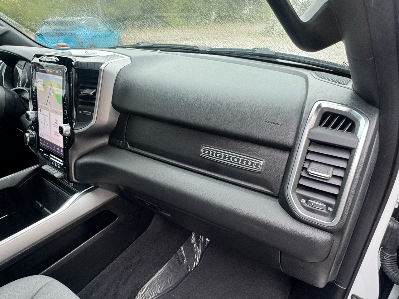 RAM 1500 Big Horn 4x4 Crew Cab 5'7" Box 2025