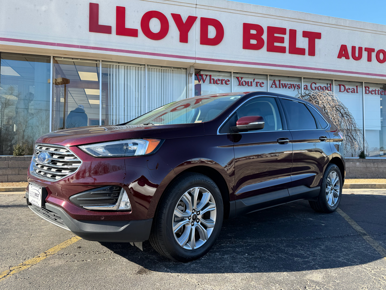 2024 Ford Edge Titanium's photo