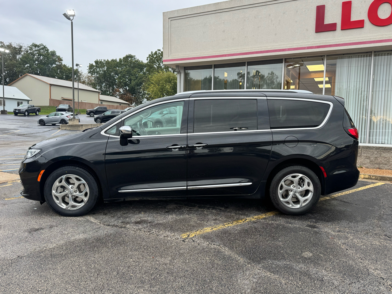 Chrysler Pacifica Limited AWD 2021