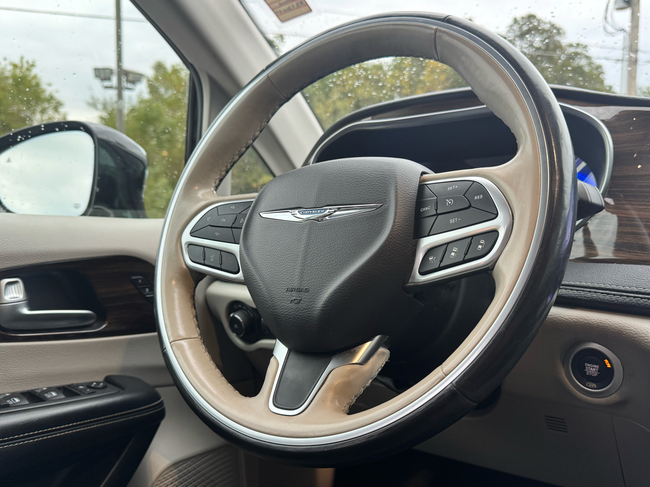 Chrysler Pacifica Limited AWD 2021