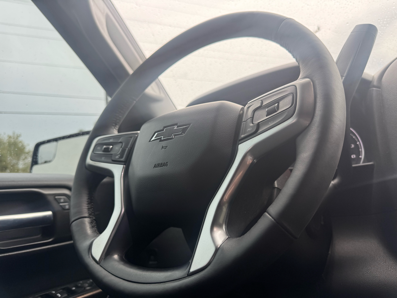 Chevrolet Silverado 1500 RST Select Package Crew Cab 4WD 2020