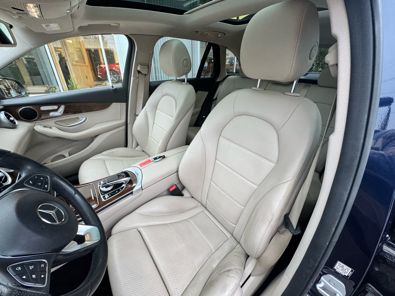 Mercedes-Benz GLC-Class GLC300 4MATIC 2016