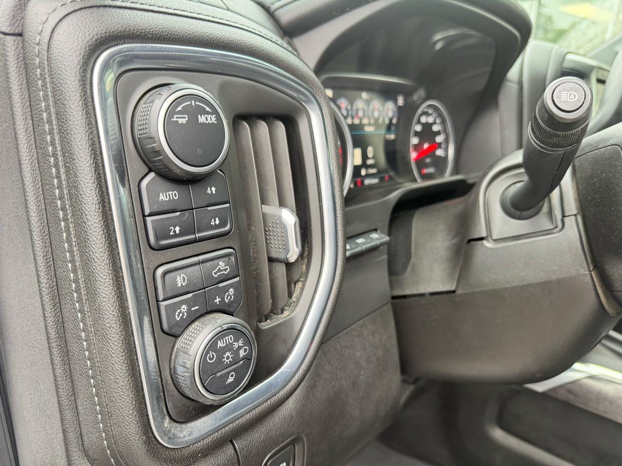 Chevrolet Silverado 1500 LTZ Crew Cab 4WD 2021