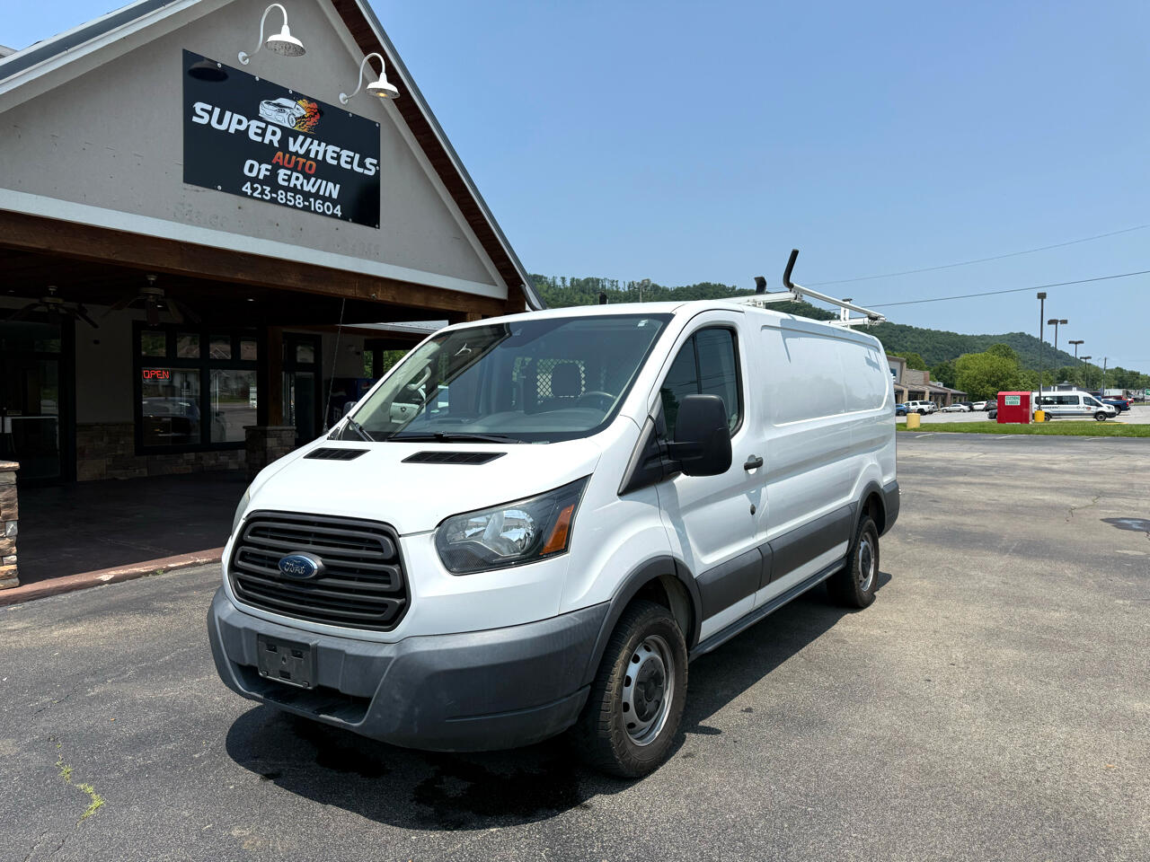 2016 Ford Transit 250 Van Low Roof w/Sliding Pass. 130-in. WB