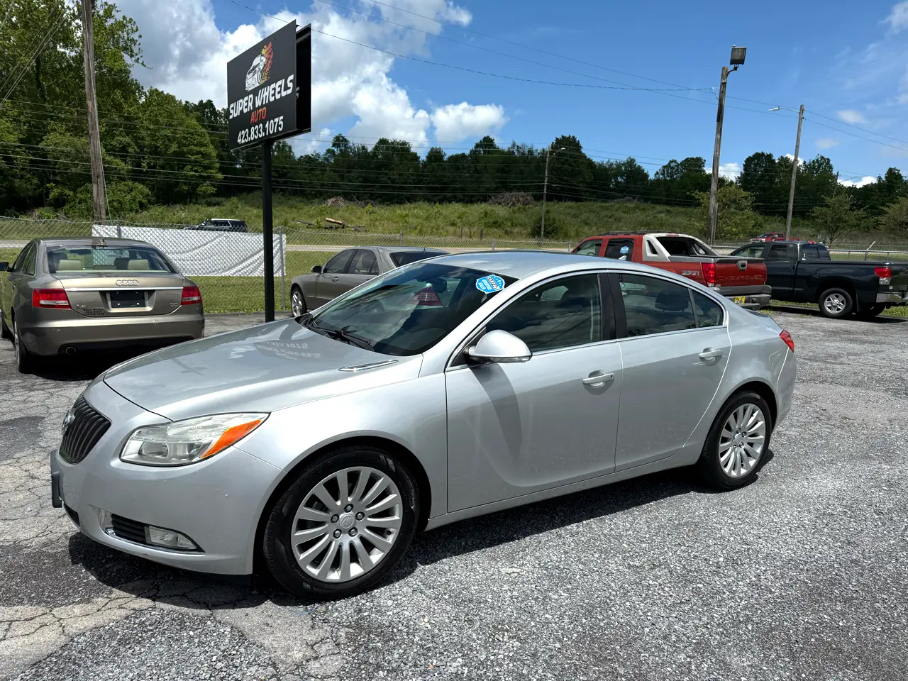 Buick Regal Base 2012