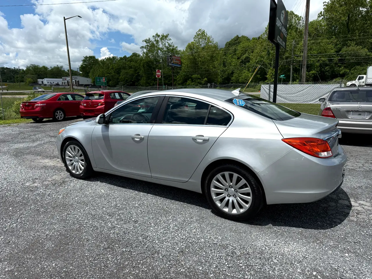 Buick Regal Base 2012
