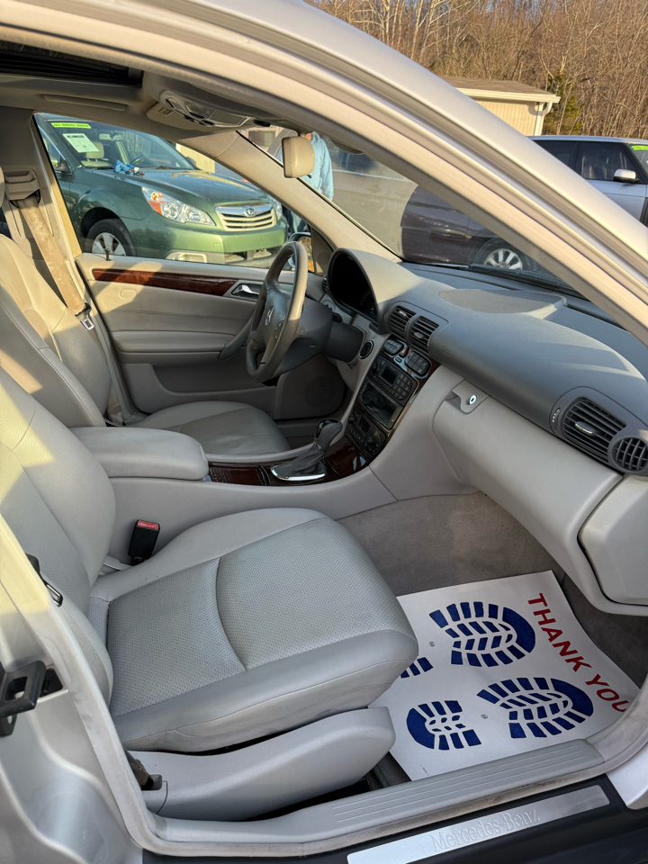 Mercedes-Benz C-Class C320 Sedan 2003