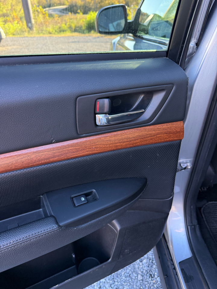 Subaru Outback 2.5i Limited 2014