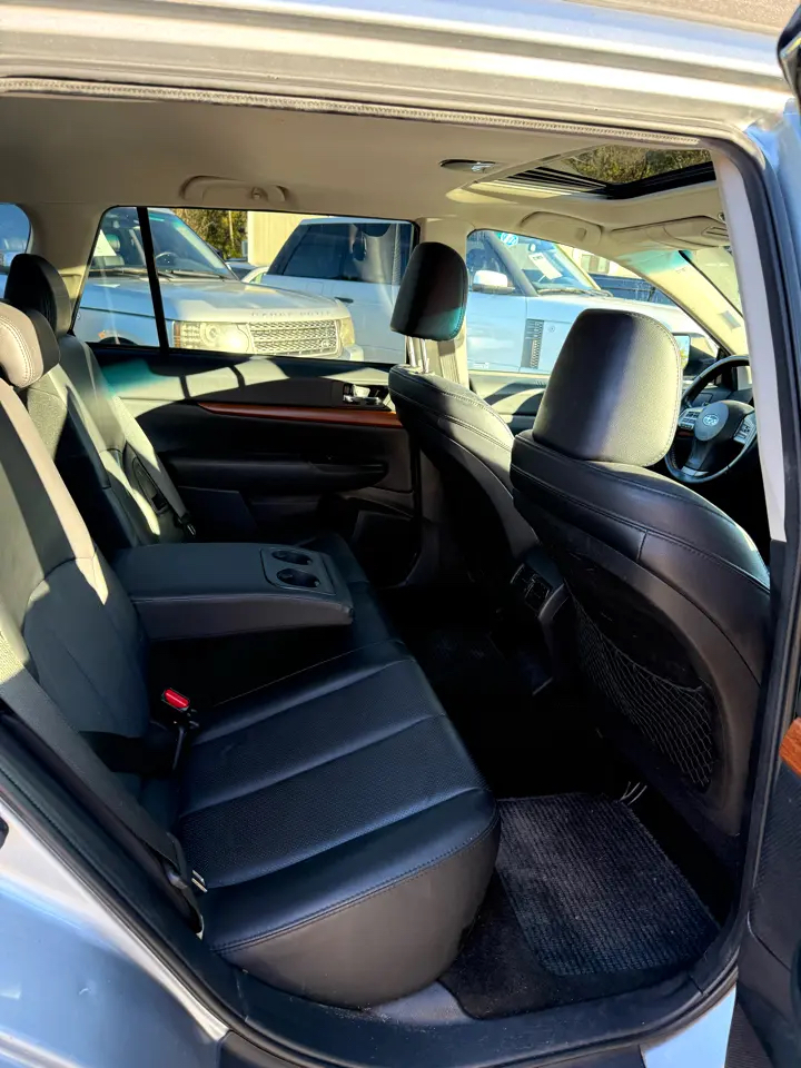 Subaru Outback 2.5i Limited 2014