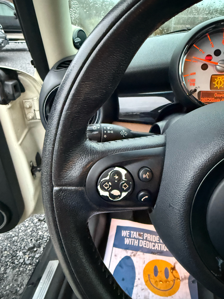 MINI Cooper Base 2011