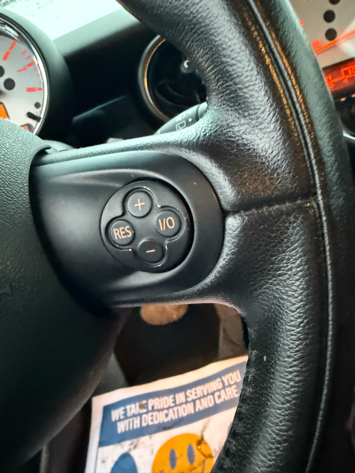 MINI Cooper Base 2011