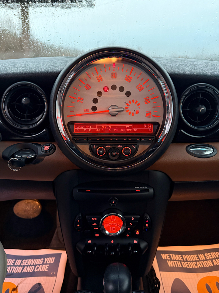 MINI Cooper Base 2011