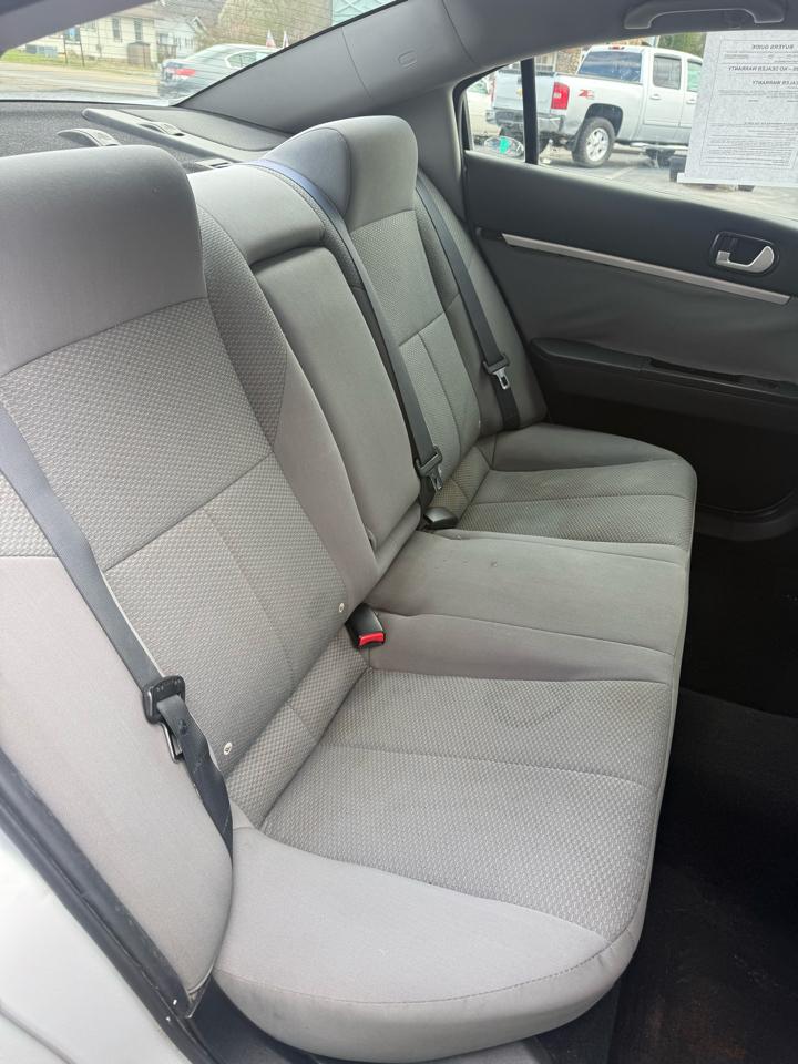 Mitsubishi Galant ES 2008