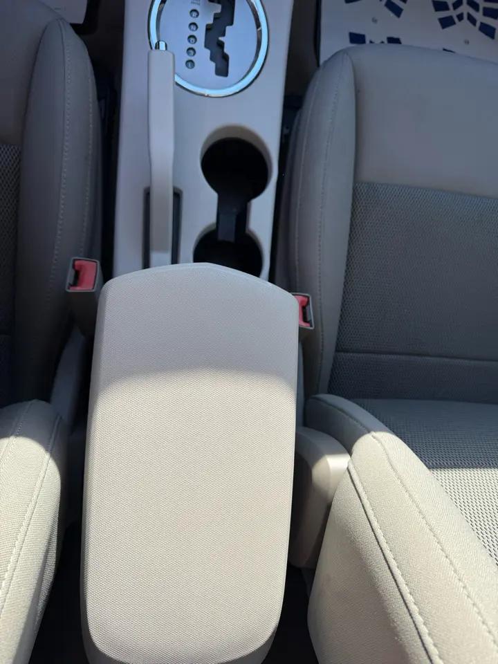 Chrysler Sebring Sedan Touring 2010