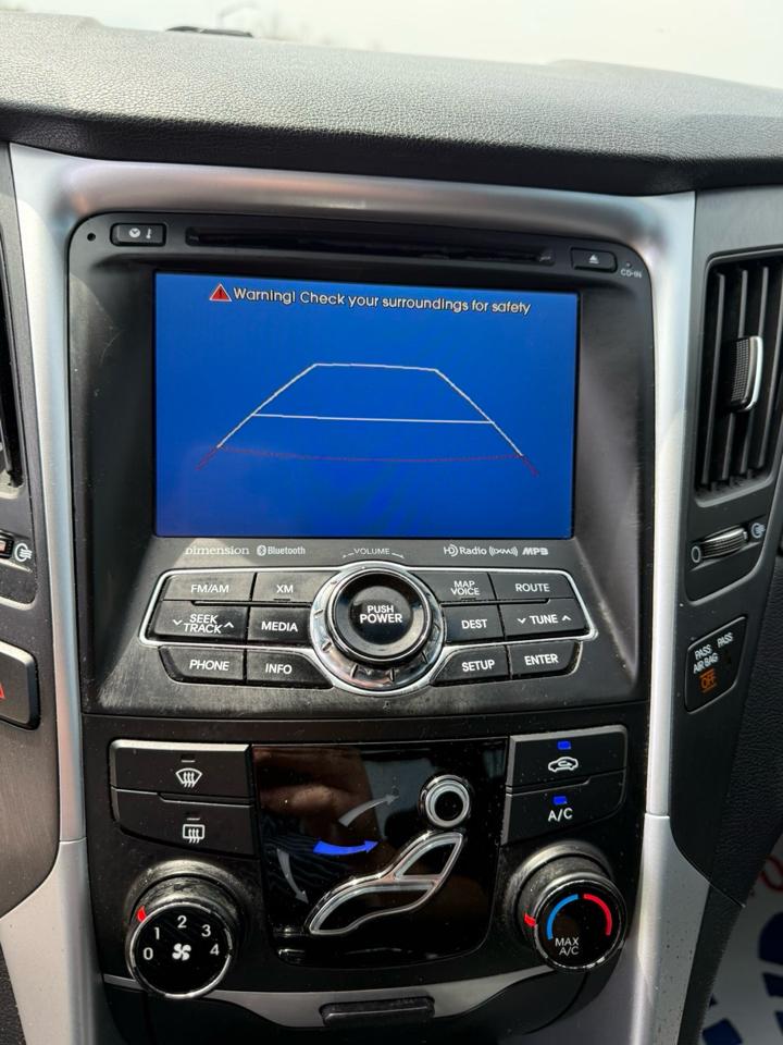 Hyundai Sonata SE Auto 2013