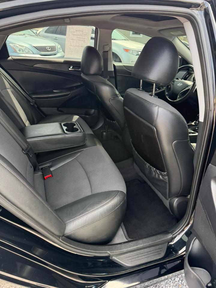 Hyundai Sonata SE Auto 2013