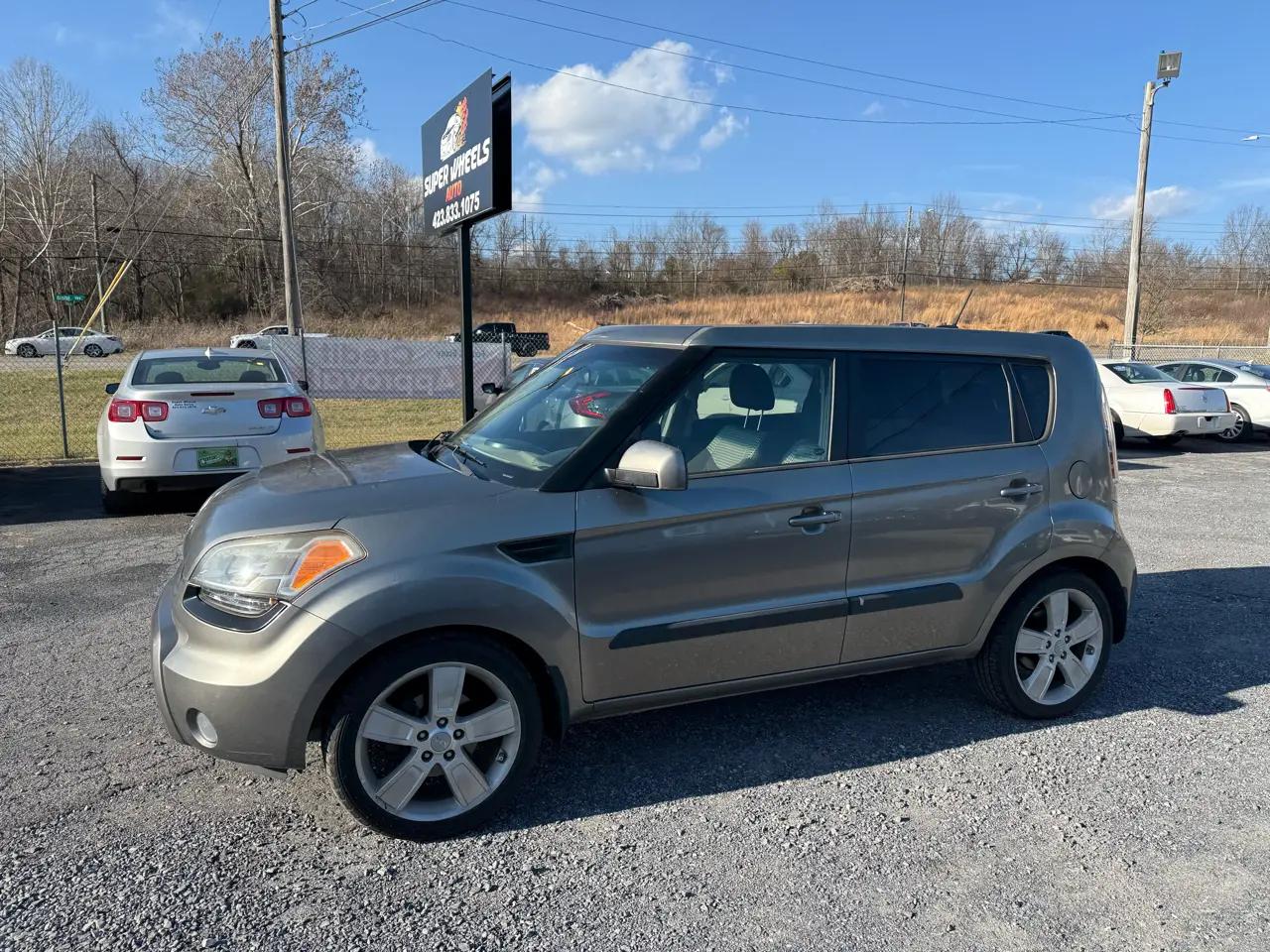 Kia Soul + 2011