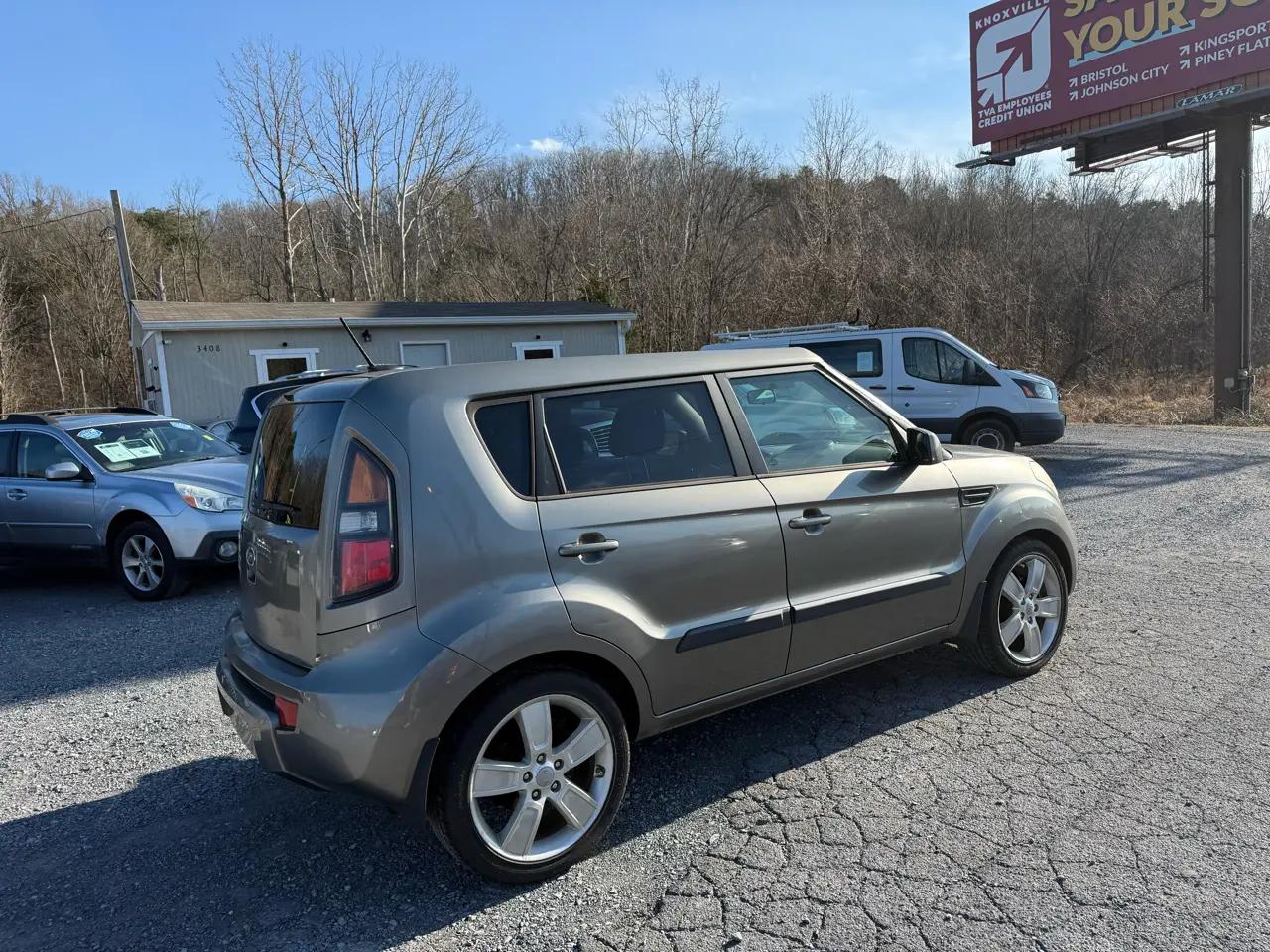 Kia Soul + 2011