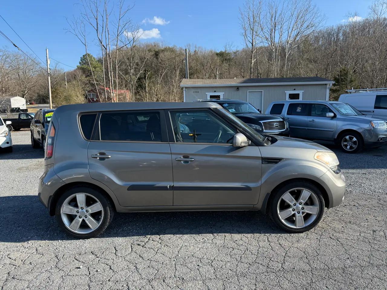 Kia Soul + 2011
