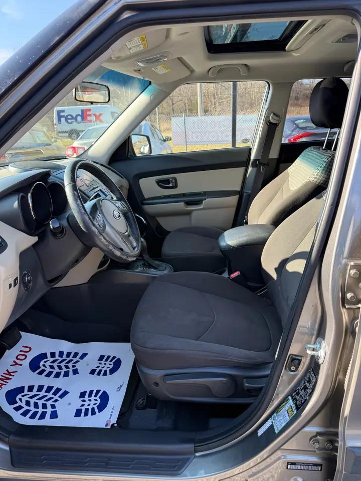 Kia Soul + 2011