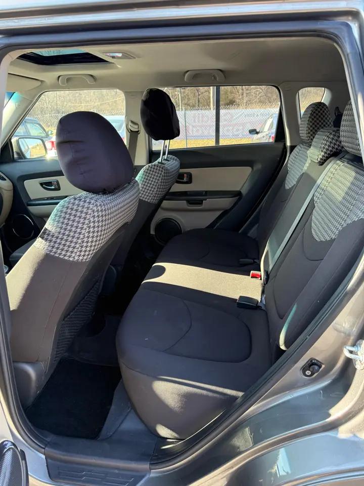 Kia Soul + 2011