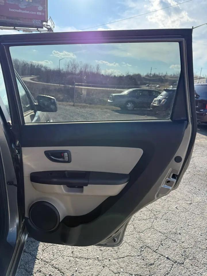Kia Soul + 2011