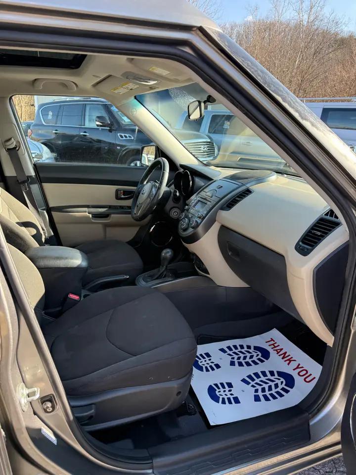 Kia Soul + 2011