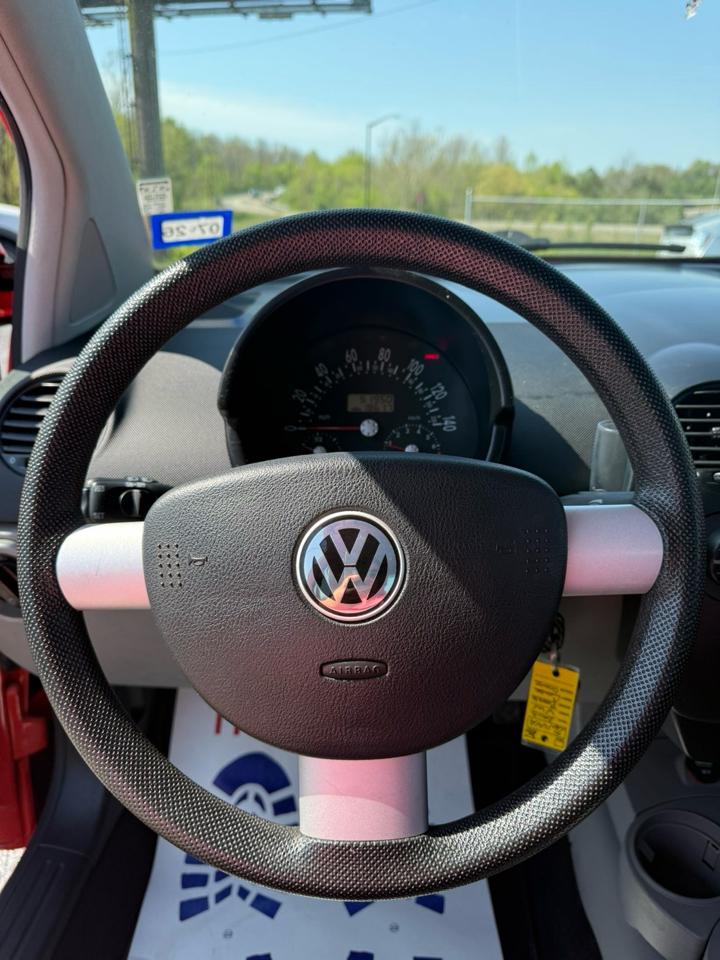 Volkswagen New Beetle GLS 2.0L 2003