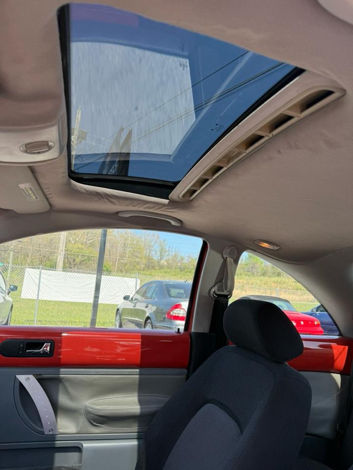 Volkswagen New Beetle GLS 2.0L 2003