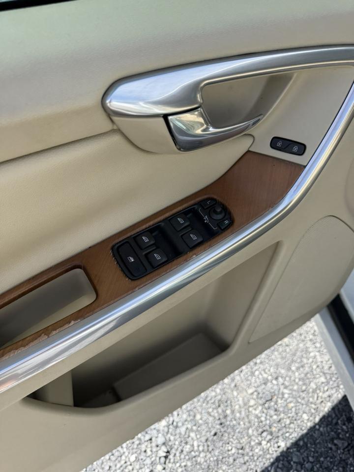 Volvo XC60 T6 Drive-E Platinum FWD 2015