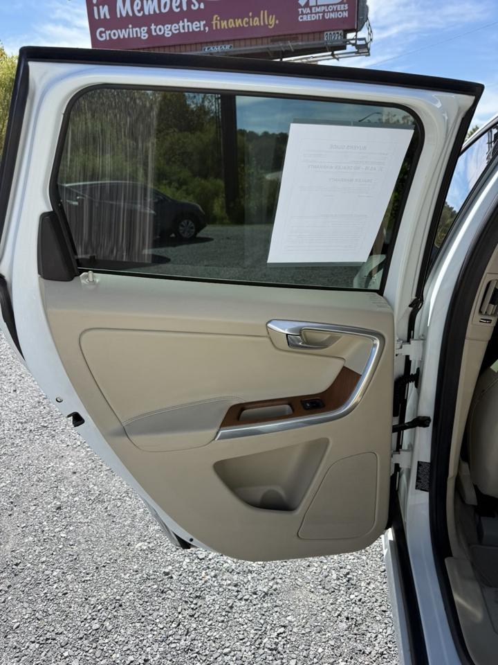 Volvo XC60 T6 Drive-E Platinum FWD 2015